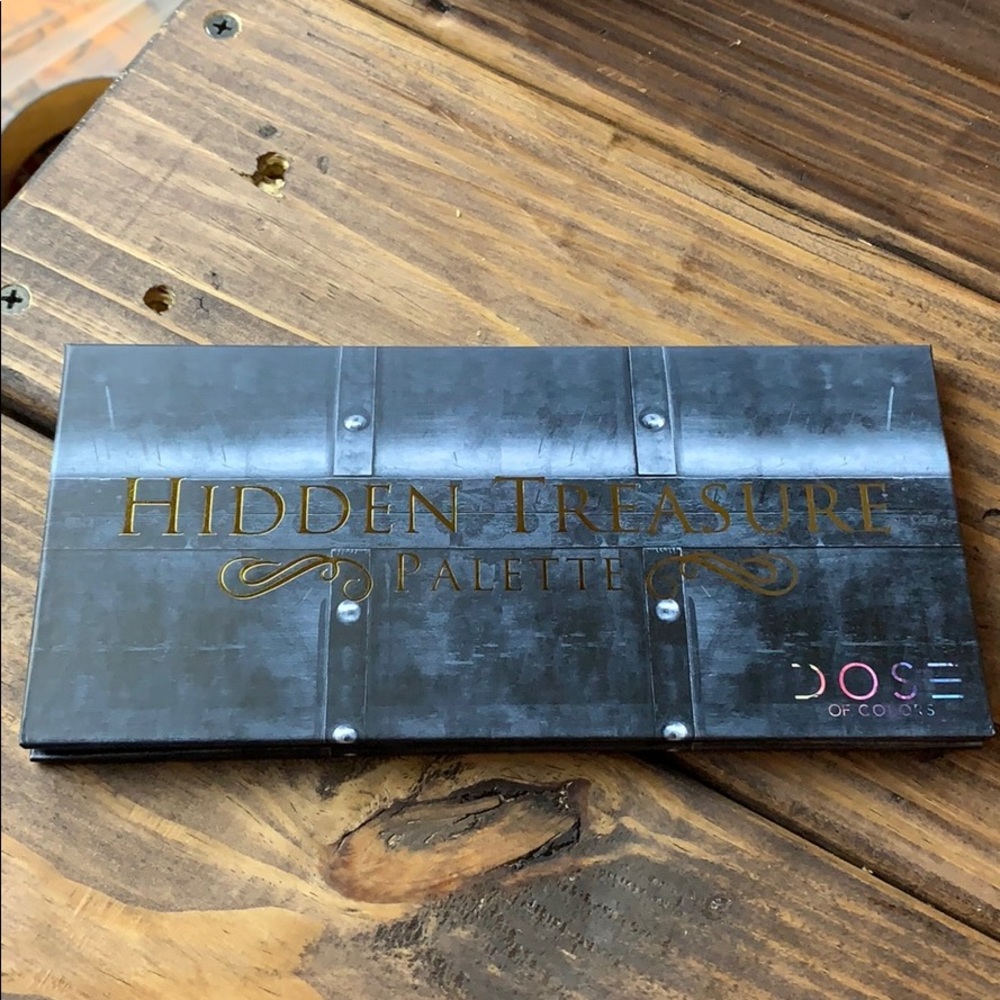 Dose of colors hidden treasure eyeshadow